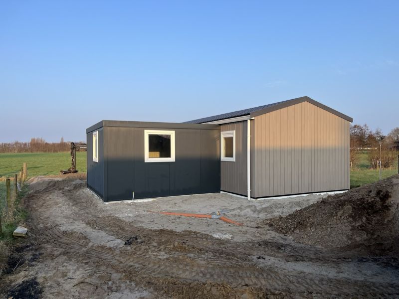 Groby maatwerk berging met gestorte fundering